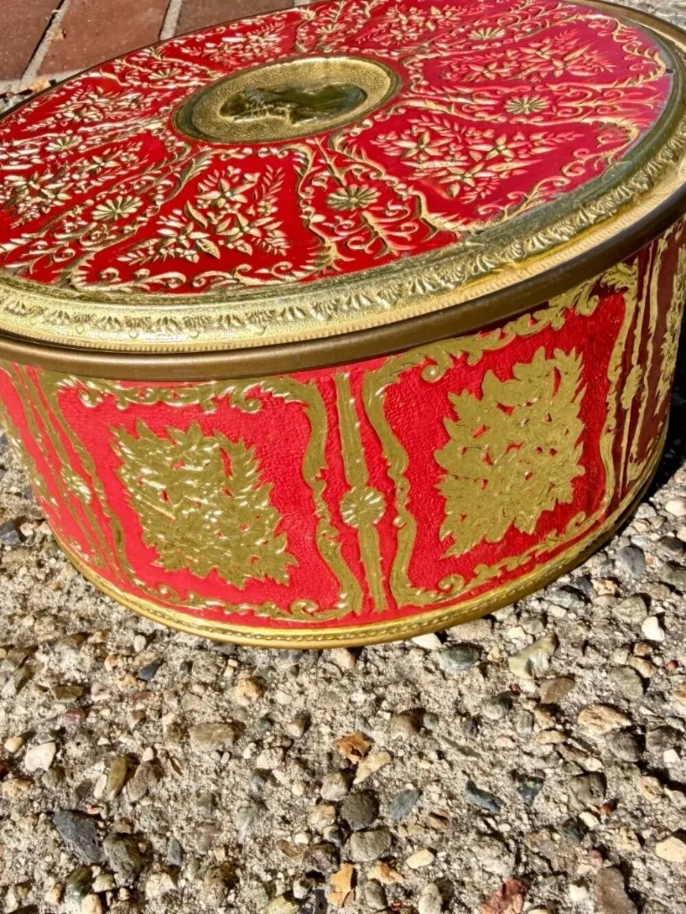 Vintage Jane Parker Cameo Fruitcake Tin Red Gold Embossed Round 8.25 x 3.75 in